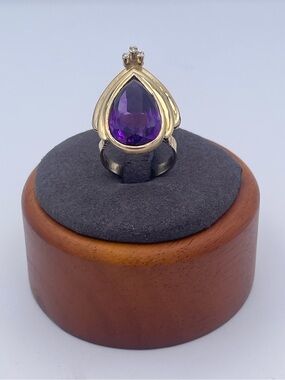 Mid-Century 14K Gold Pear Shaped Amethyst White Sapphire Accent Ring Vintage